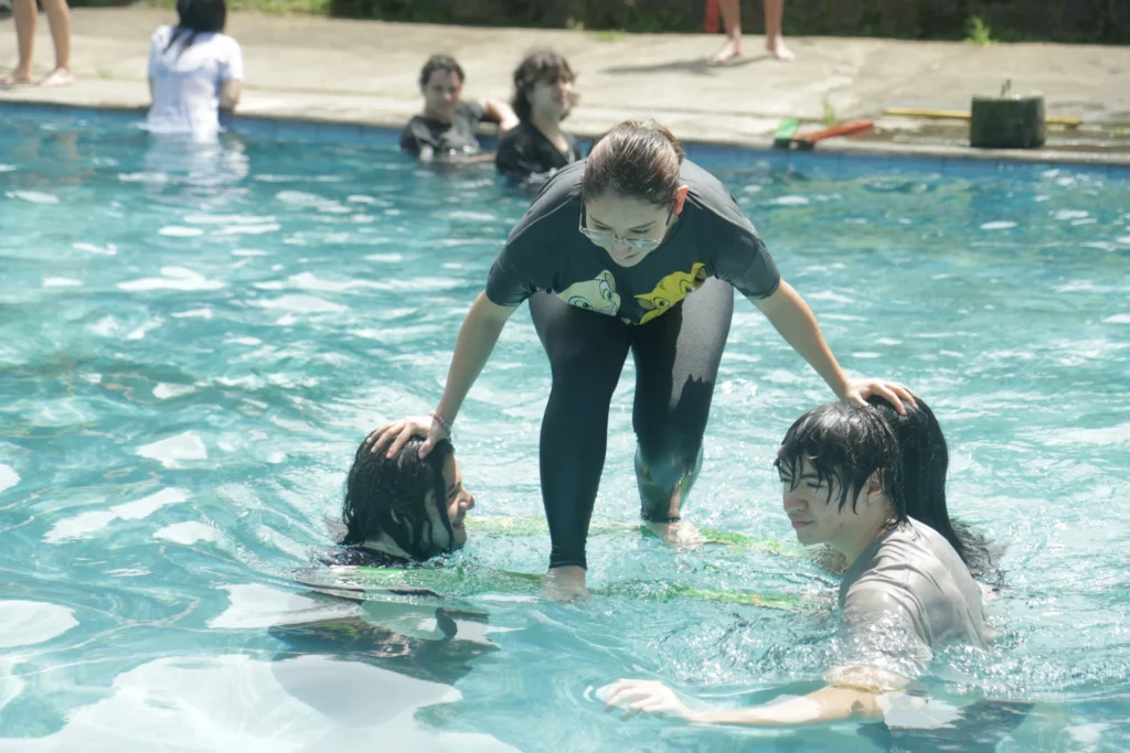 Convivencias Estudiantiles: Formando Valores y Habilidades para la Vida CIC