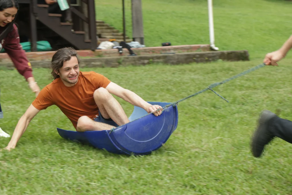 Convivencias Estudiantiles: Formando Valores y Habilidades para la Vida CIC