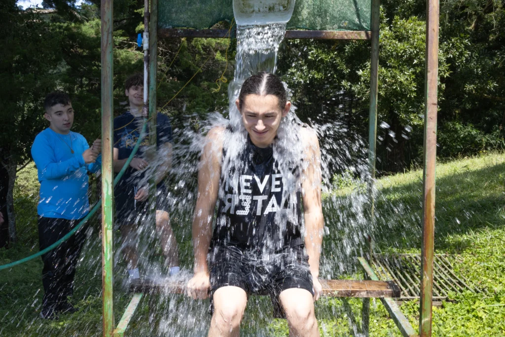 Convivencias Estudiantiles: Formando Valores y Habilidades para la Vida CIC