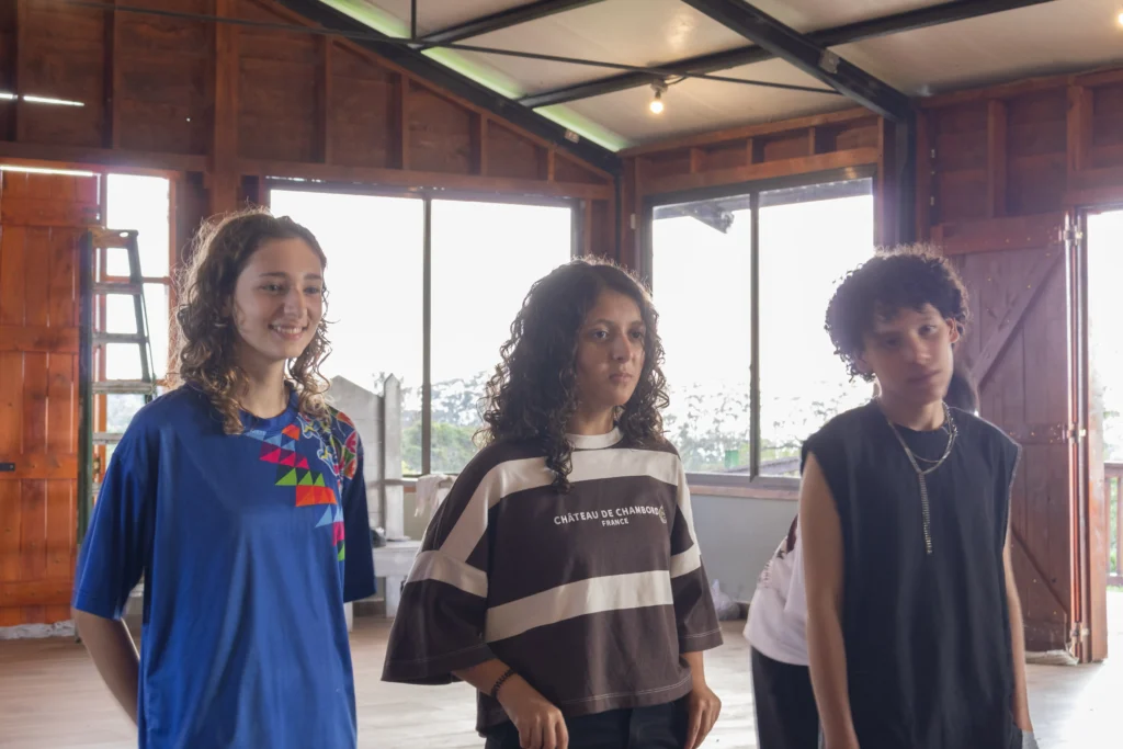 Convivencias Estudiantiles: Formando Valores y Habilidades para la Vida CIC