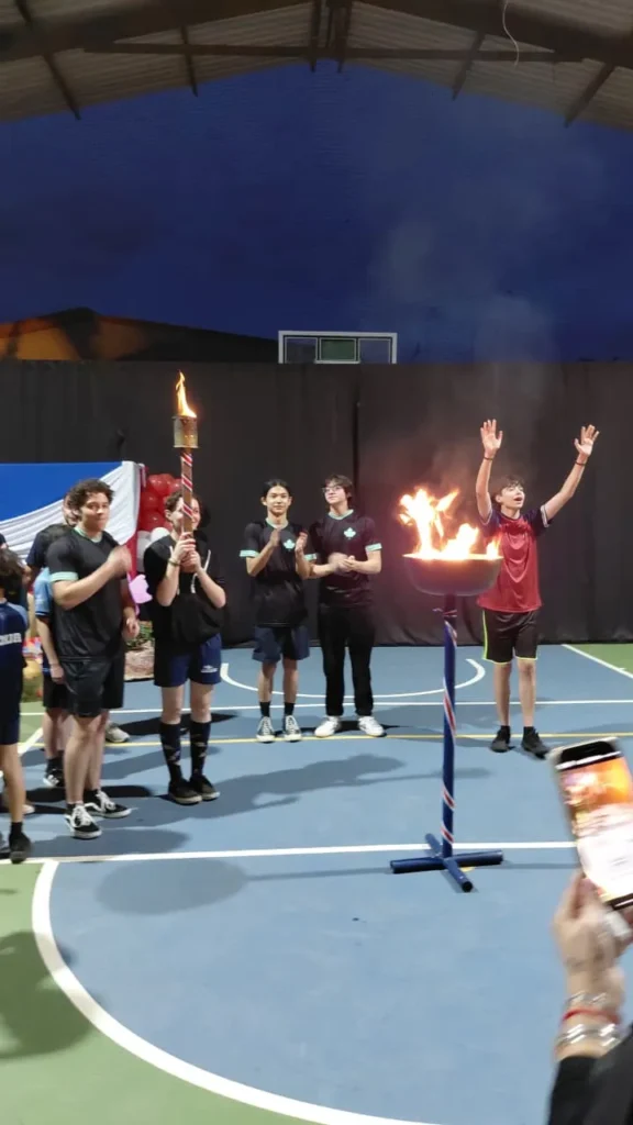 El Turno de la Independencia en Costa Rica: Una Tradición que Inspira en el Colegio